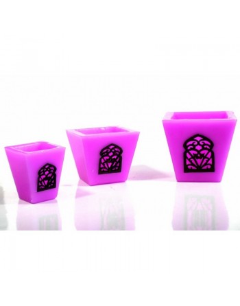 Ensemble de trois photophores de bougies décoratives marocaines de couleur mauve 