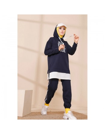 Survêtement avec extension blanche - Sweat à capuche imprimé et pantalon (Boutique de vêtement Chic pour femme voilée)... 