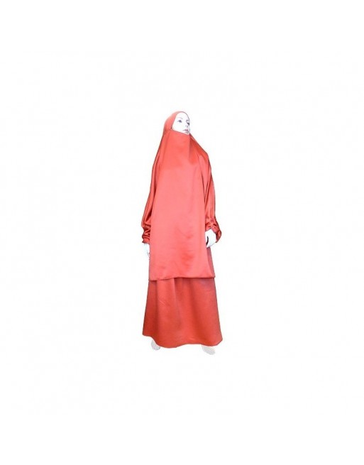 Jilbab réversible (satiné/normal) deux pièces (Cape + Jupe évasée) - Taille S/M - Coloris rouge Jilbab réversible (satiné/normal) deux pièces (Cape + Jupe évasée) - Taille S/M - Coloris rouge