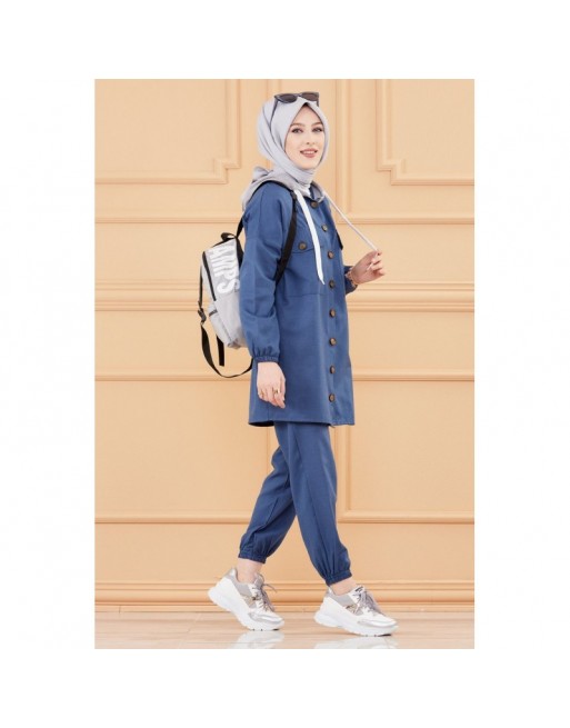 Ensemble casual veste ample et pantalon pour femme (Modest Fashion 2024) - Couleur bleu indigo Ensemble casual veste ample et pantalon pour femme (Modest Fashion 2024) - Couleur bleu indigo