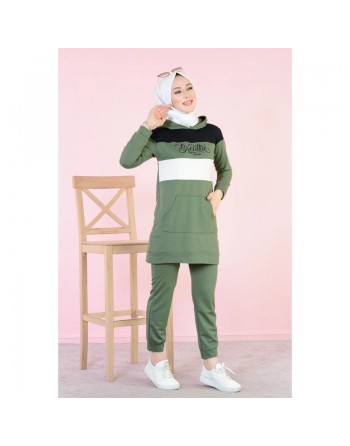 Survêtement tricolore à capuche imprimé "Breathe" (Hijab Sport-Wear) - Couleur Kaki, noir et blanc 