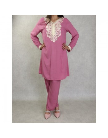 Ensemble Jabador brodré et chic pour femme - Couleur rose 