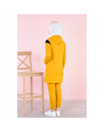 Survêtement tricolore à capuche imprimé "Breathe" (Vetement de sport pour femme musulmane) - Couleur Moutarde, noir et blanc 