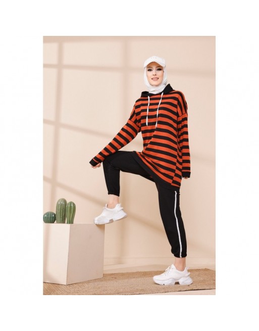 Survêtement femme (Ensemble Hijab Sport) - Couleur noir et brique Survêtement femme (Ensemble Hijab Sport) - Couleur noir et brique