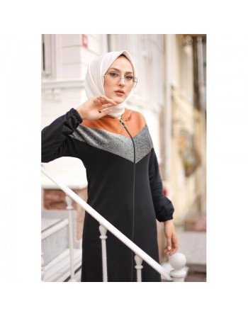 Cardigan long à capuche avec partie argentée - Robe zippée style sport pour femme voilée - Couleur noir et marron clair 