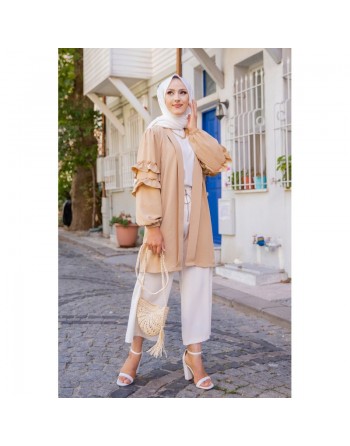 Gilet Veste long col châle manches à froufrou (Modest Fashion France) - Couleur beige 