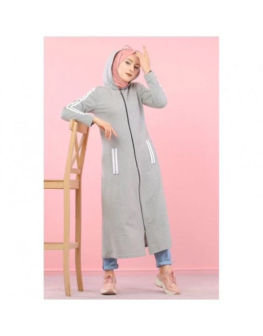 Cardigan long à capuche - Robe zippée style sport pour femme musulmane - Couleur Gris clair Cardigan long à capuche - Robe zippée style sport pour femme musulmane - Couleur Gris clair