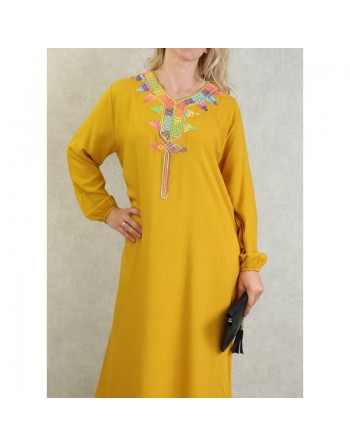 Robe fluide d'été à manches longues avec broderies multicolore - Couleur Jaune moutarde 