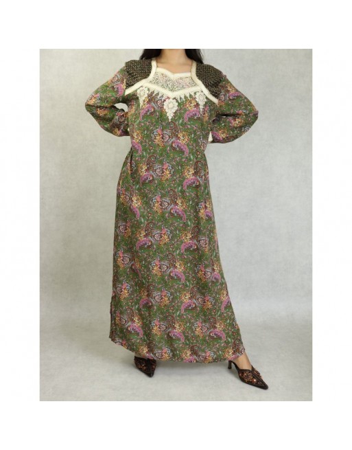 Robe longue brodée à motif cachemire pour femme - Couleur Vert kaki Robe longue brodée à motif cachemire pour femme - Couleur Vert kaki
