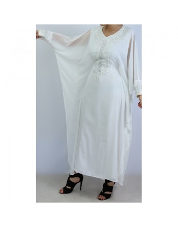Robe de soirée orientale avec effet papillon décorée de broderies et de strass - Robes pour femmes 