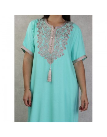 Robe femme style oriental brodée avec perles à manches courtes - Couleur vert clair 