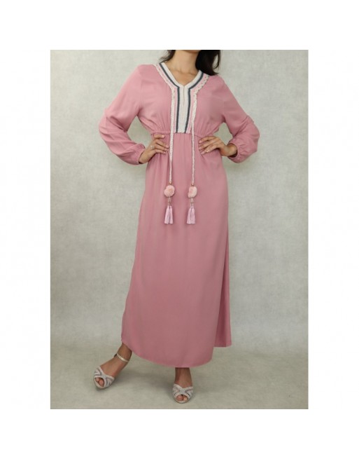Robe longue décorée de pompons pour femme - Couleur Rose Robe longue décorée de pompons pour femme - Couleur Rose