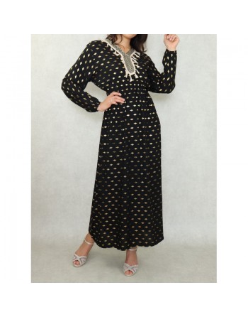 Robe longue avec motifs dorés broderies et pompons pour femme - Couleur Noir 