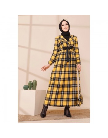 Ensemble Robe à carreaux avec sac à main assorti - Couleur noir et jaune moutarde 