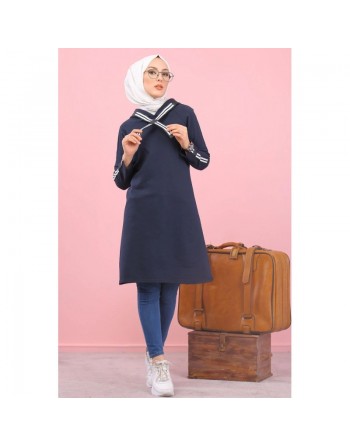 Sweatshirt long avec capuche style moderne décontracté et sport (Vetement voyage femme musulmane) - Couleur Bleu marine 
