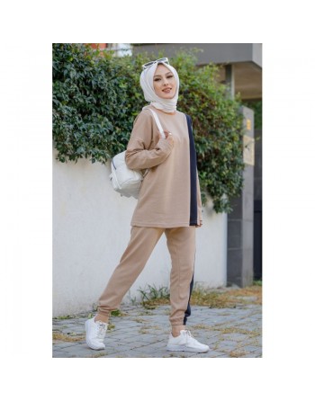 Survêtement femme deux pièce (sweat long et son pantalon assorti) - Couleur beige avec bande 
