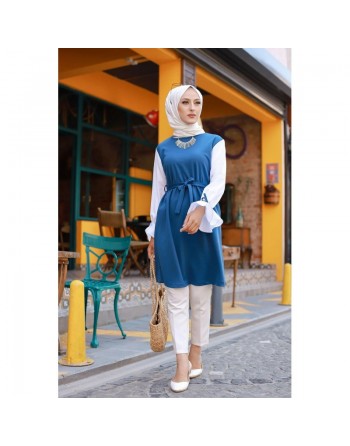 Tunique à volants (Vetement et hijab en ligne pour femme voilée) - Couleur bleu indigo et blanc 