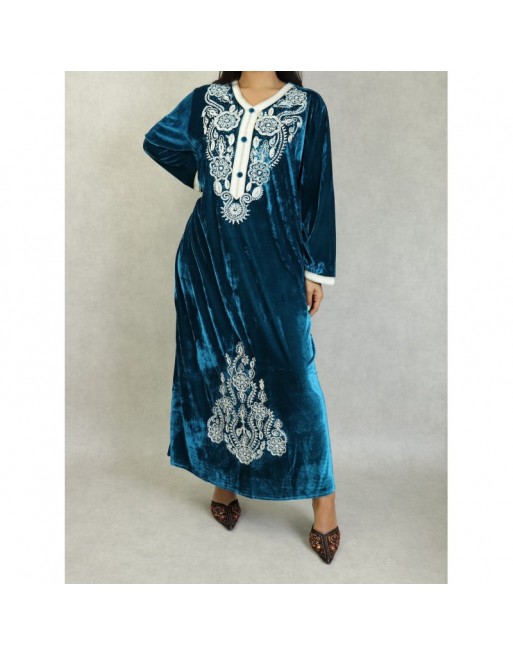 Robe longue effet velours avec broderies pour femme - Couleur Bleu canard Robe longue effet velours avec broderies pour femme - Couleur Bleu canard