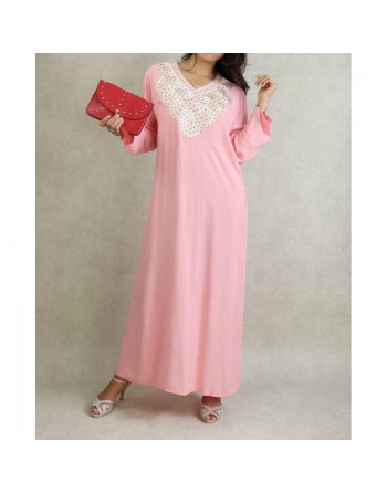 Robe orientale longue avec broderies - Manches longues - Couleur Rose Poudrée 