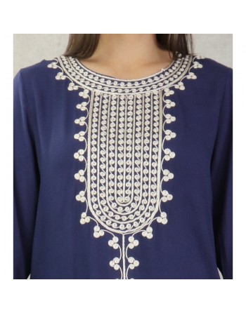Robe longue pour femme avec broderies sur le devant et les manches - Couleur bleu marine 