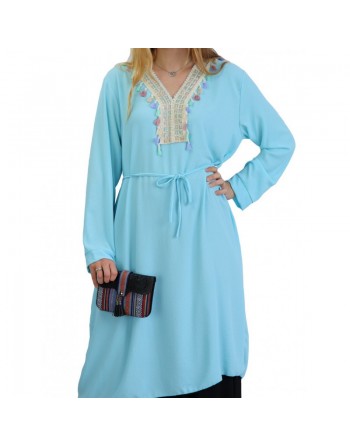 Tunique encolure brodée col V avec pompons (Vêtement femme) - Couleur Bleu ciel 