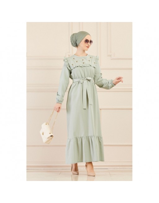 Robe brodée (Tenue classique femme voilée) - Couleur menthe Robe brodée (Tenue classique femme voilée) - Couleur menthe
