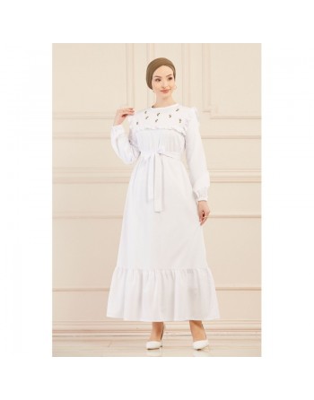 Robe blanche brodée (Vetement élégant pour femme voilée) - Couleur blanc 