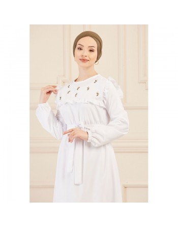 Robe blanche brodée (Vetement élégant pour femme voilée) - Couleur blanc 