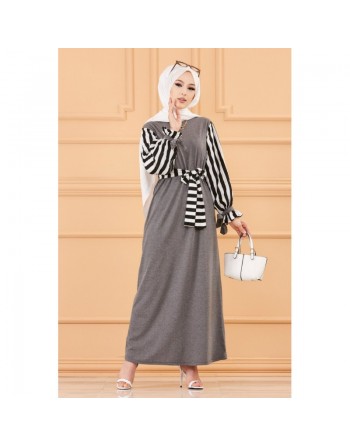 Robe avec ceinture assortie - Couleur anthracite (avec motifs blancs et noirs) 