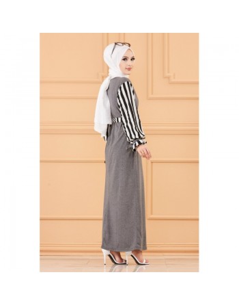 Robe avec ceinture assortie - Couleur anthracite (avec motifs blancs et noirs) 