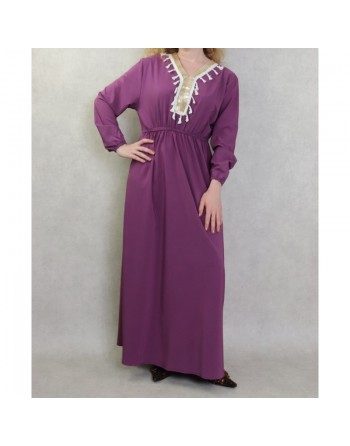 Robe longue féminine avec décoration écailles dorées et pompons - Couleur violet 