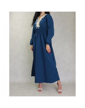Robe longue féminine avec décoration écailles dorées et pompons - Couleur Bleu 