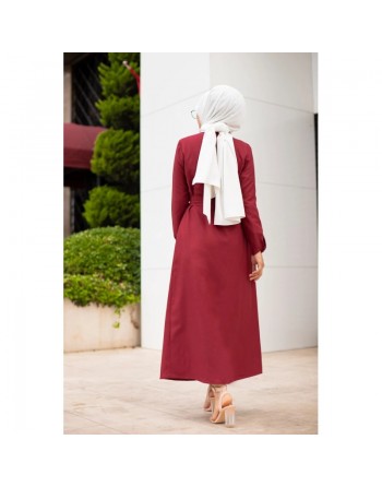Robe boutonnée avec ceinture pour femme voilée (Vêtement Hijab Chic - Boutique en ligne française) - Couleur bordeaux 