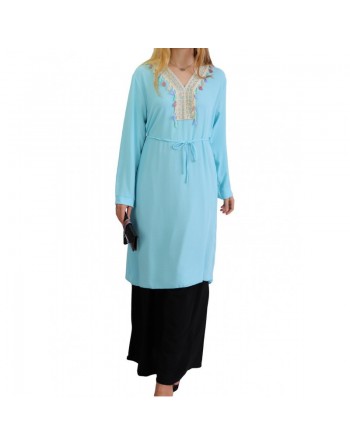 Tunique encolure brodée col V avec pompons (Vêtement femme) - Couleur Bleu ciel 