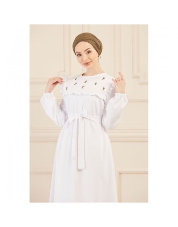 Robe blanche brodée (Vetement élégant pour femme voilée) - Couleur blanc 