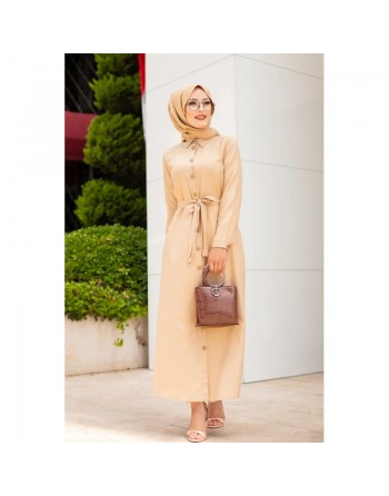 Robe boutonnée avec ceinture assortie pour femme (Tenue de ville chic pour hijab) - Couleur beige 