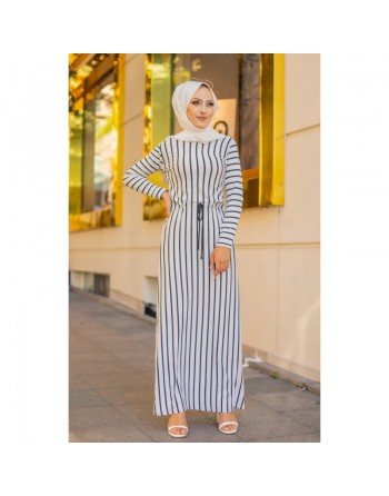 Robe très longue (Vetement pour femme voilée) - Couleur crème à rayures noires 