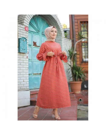 Robe longue à rayures avec ceinture pour femme voilée - Couleur Corail 
