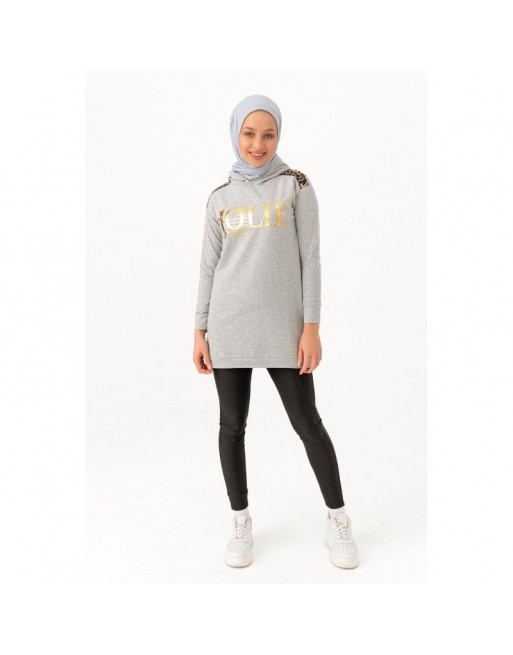 Tunique décontractée ample pour femme type sweat-shirt avec capuche et imprimé doré - Couleur gris clair Tunique décontractée ample pour femme type sweat-shirt avec capuche et imprimé doré - Couleur gris clair