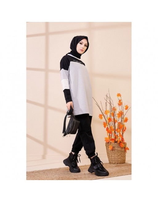 Tunique ample style décontracté et sport (Sweat-shirt Hijab moderne) - Couleur gris clair Tunique ample style décontracté et sport (Sweat-shirt Hijab moderne) - Couleur gris clair