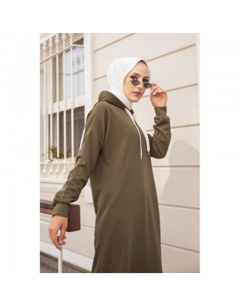 Robe longue à capuche effet plissée pour femme (Vetement moderne pour hijab) - Couleur Kaki et Blanc 