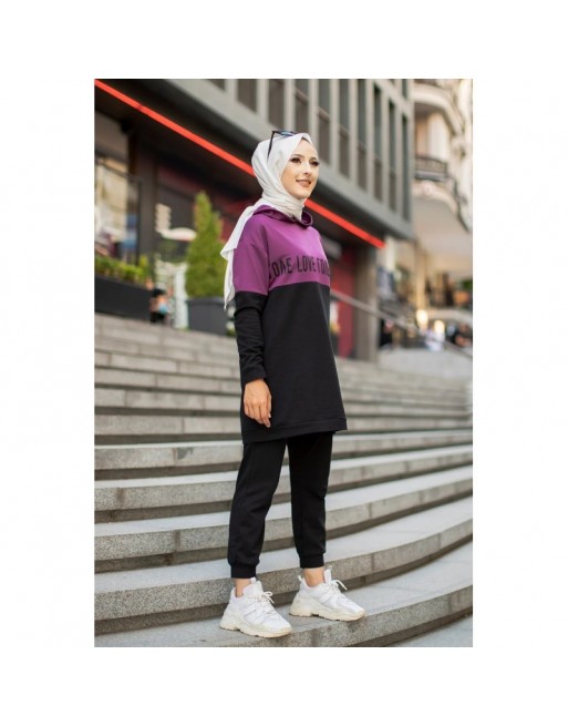 Ensemble Survêtement bi-couleur à capuche pour femme voilée (Hijab Sport Ootd - Boutique en ligne) - Couleur Mauve Ensemble Survêtement bi-couleur à capuche pour femme voilée (Hijab Sport Ootd - Boutique en ligne) - Couleur Mauve