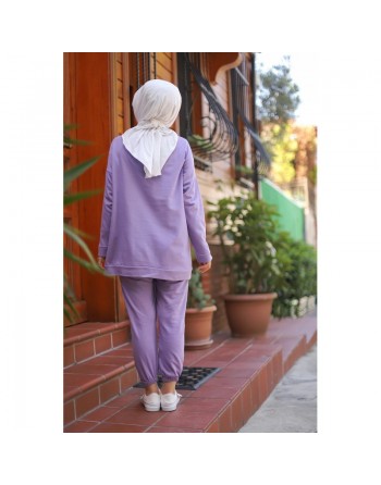 Ensemble survêtement 2 pièces (Sweat et pantalon) pour femme voilée - Couleur mauve 