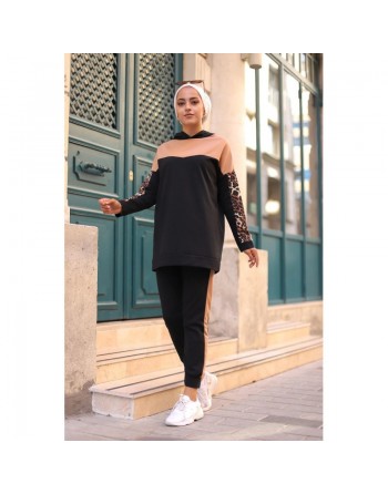 Ensemble sportswear deux pièces (Tunique et pantalon) - Survêtement motif léopard sur les manches - Couleur noir et camel 