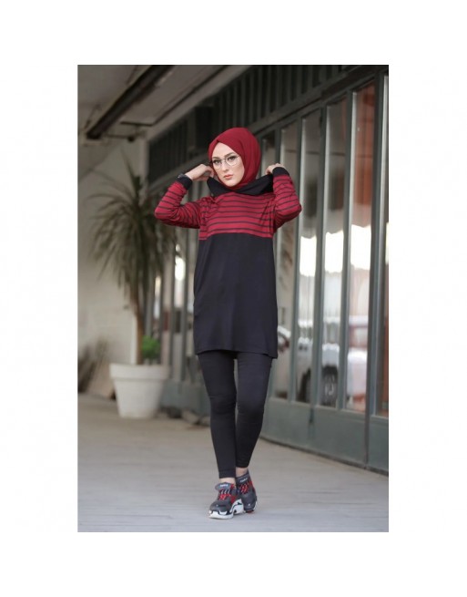 Tunique sportswear à rayures rouge bordeaux et noir pour femme (Modest Fashion) Tunique sportswear à rayures rouge bordeaux et noir pour femme (Modest Fashion)