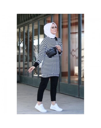 Pull - Tunique longue à rayures - Couleur noir et blanc 