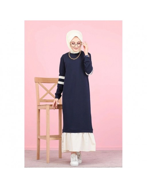 Robe longue moderne bi-couleur pour femme (Vetement musulman hijab pas cher et mastour) - Couleur bleue marine et blanc Robe longue moderne bi-couleur pour femme (Vetement musulman hijab pas cher et mastour) - Couleur bleue marine et blanc