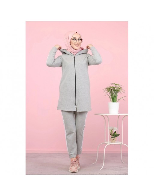 Ensemble Survêtement Veste et pantalon (Tenue de sport pour femme musulmane) - Couleur Gris clair Ensemble Survêtement Veste et pantalon (Tenue de sport pour femme musulmane) - Couleur Gris clair