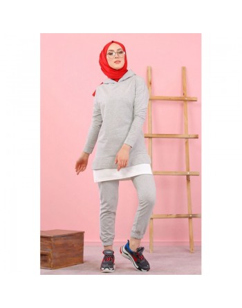 Ensemble décontracté et Survêtement (Hijab Sport pour femme musulmane) - Couleur Gris clair et blanc 