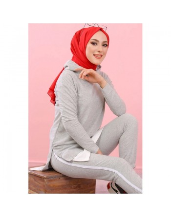 Ensemble décontracté et Survêtement (Hijab Sport pour femme musulmane) - Couleur Gris clair et blanc 